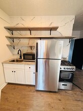 456 Augusta St in Pittsburgh, PA - Building Photo - Building Photo