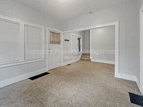 1845 Kalamazoo Ave SE in Grand Rapids, MI - Building Photo - Building Photo