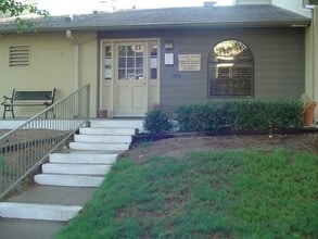 1222 Giles Rd in El Paso, TX - Building Photo - Building Photo