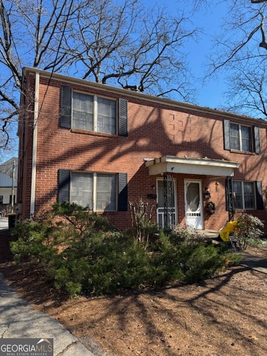 1449 S Milledge Ave in Athens, GA - Foto de edificio