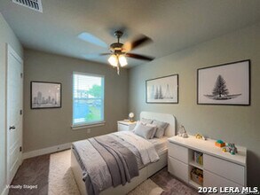 324 Mar Hill St in Seguin, TX - Building Photo - Building Photo