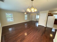 100 Pineview Ct in Athens, GA - Building Photo - Building Photo