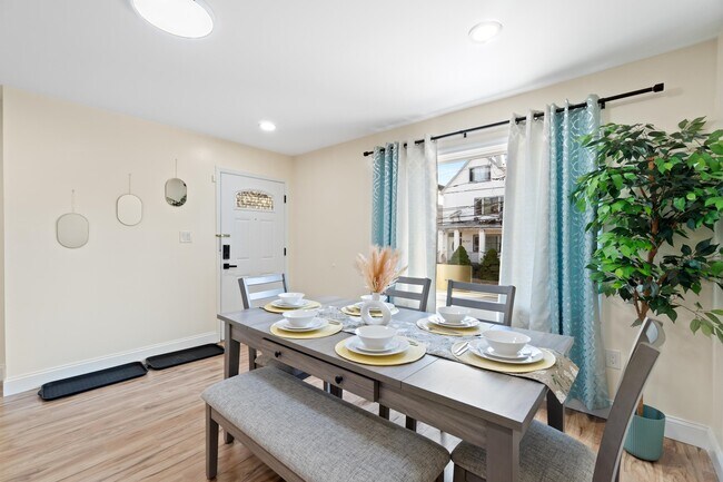 409 66th St in West New York, NJ - Building Photo - Building Photo