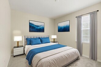 Villa Valencia Apartments in Orlando, FL - Foto de edificio - Building Photo