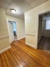 390 Riverway, Unit 12 in Boston, MA - Foto de edificio - Building Photo
