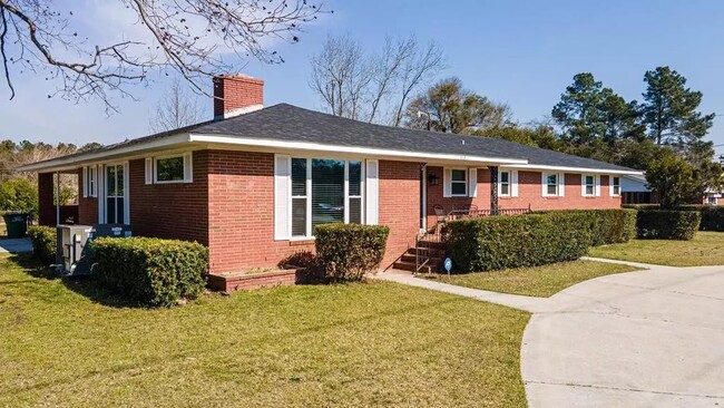 property at 614 Camellia St NE