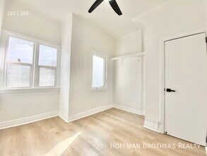 416 S Burlington Ave in Los Angeles, CA - Foto de edificio - Building Photo