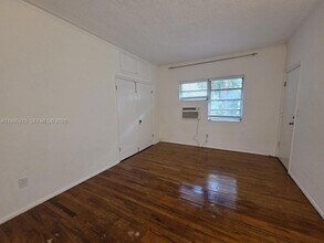 850 Jefferson Ave, Unit 5 in Miami Beach, FL - Foto de edificio - Building Photo