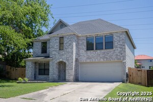 7118 Rimwood St in Live Oak, TX - Building Photo