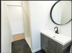 1915 W Livingston St, Unit #2 in Allentown, PA - Building Photo - Building Photo