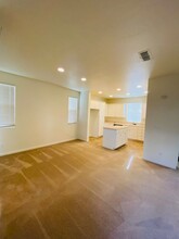 620 Candela Cir in Sacramento, CA - Building Photo - Building Photo