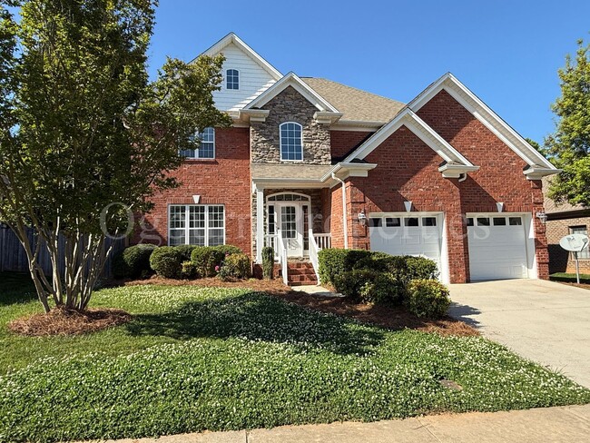 property at 880 Cameron Village Dr