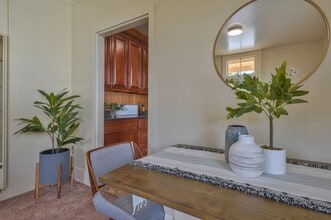 750 Laurel Ave, Unit Main in Pacific Grove, CA - Building Photo - Building Photo