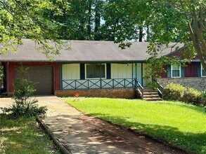 4449 Cedar Ridge Trail in Stone Mountain, GA - Building Photo - Building Photo
