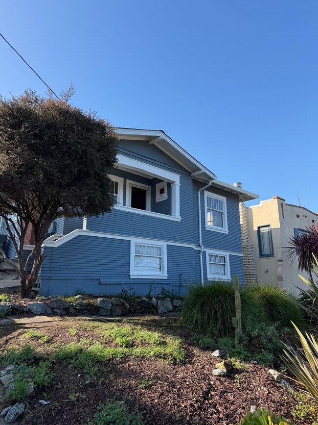 property at 4433 Brookdale Ave