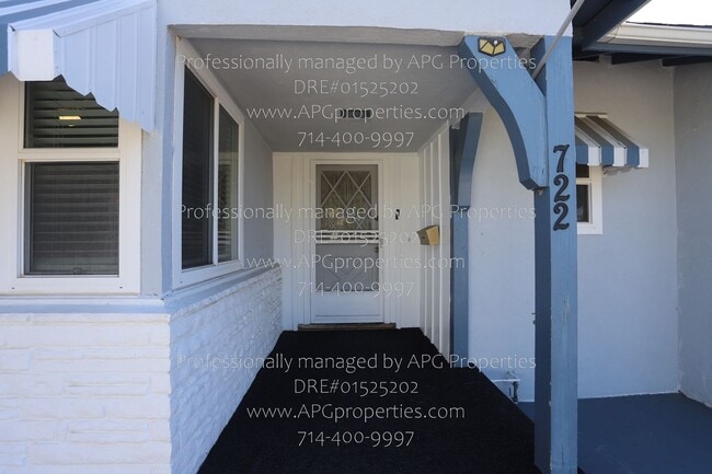 722 S Hacienda St in Anaheim, CA - Building Photo - Building Photo