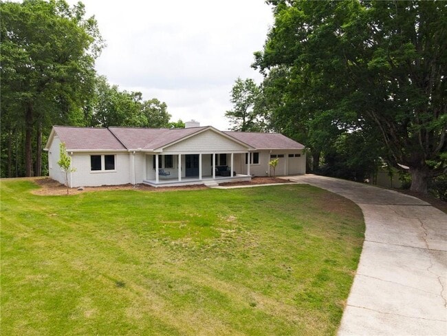 property at 745 Honeysuckle Rd