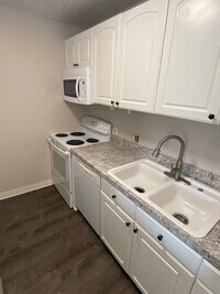 247 W Union St photo'