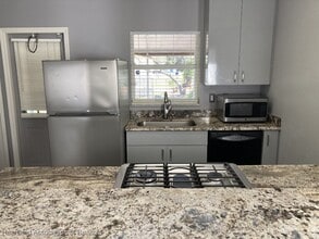 3908 Mandarin Rd in Sebring, FL - Foto de edificio - Building Photo