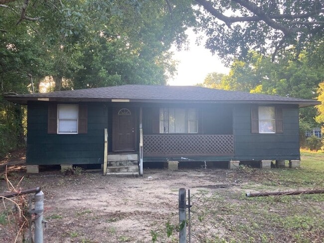 property at 356 Live Oak Ave