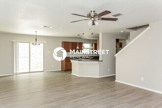 13334 Loma Sierra in San Antonio, TX - Building Photo - Building Photo