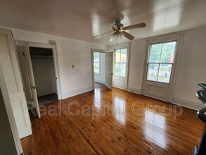 511 6th Ave-Unit -Apt 2 in Troy, NY - Building Photo - Building Photo