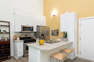 NEW 2 Bed, 2 Bath LOFTS! HEART OF KOREATOW... in Los Angeles, CA - Building Photo - Interior Photo