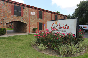 La Casita Apartments