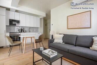 66 Avenue A in New York, NY - Building Photo - Building Photo
