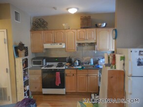 17 Highgate St in Boston, MA - Building Photo - Building Photo