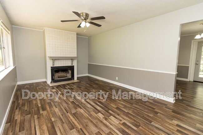 730 Roberta Dr in Rossville, GA - Building Photo - Building Photo