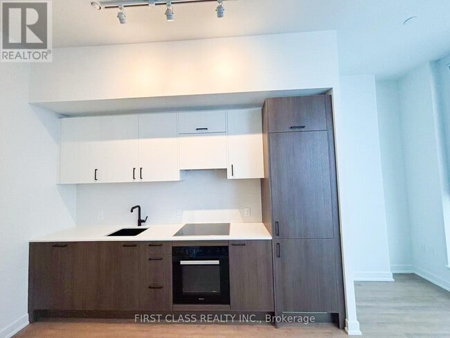 property at 1 Quarrington Lane