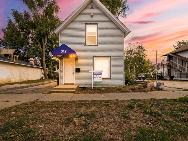 property at 312 Ballard St