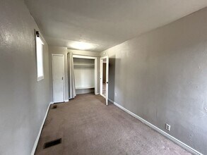 326 N Loomis Ave in Fort Collins, CO - Building Photo - Building Photo