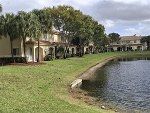 8372 SW 25th Ct in Miramar, FL - Building Photo - Building Photo