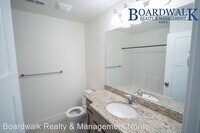 440 1625 N photo'