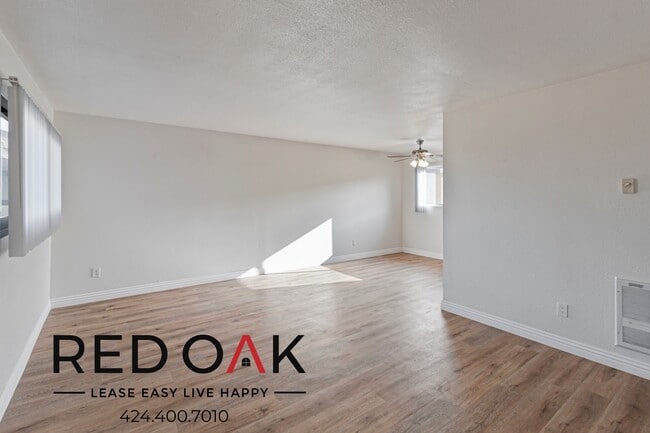 property at 1806 Plaza del Amo