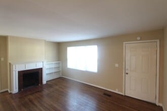 805 Meadowbrook Dr in Birmingham, AL - Building Photo - Building Photo