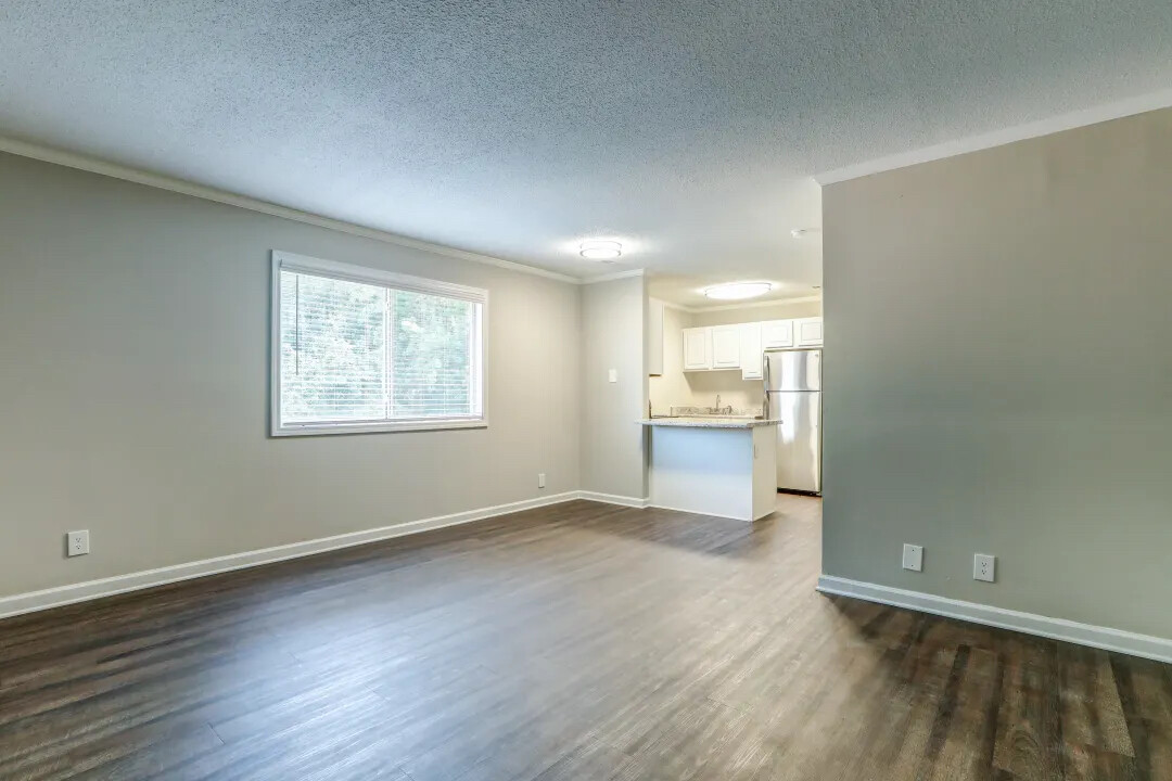 Amora West in Fayetteville, NC - Building Photo