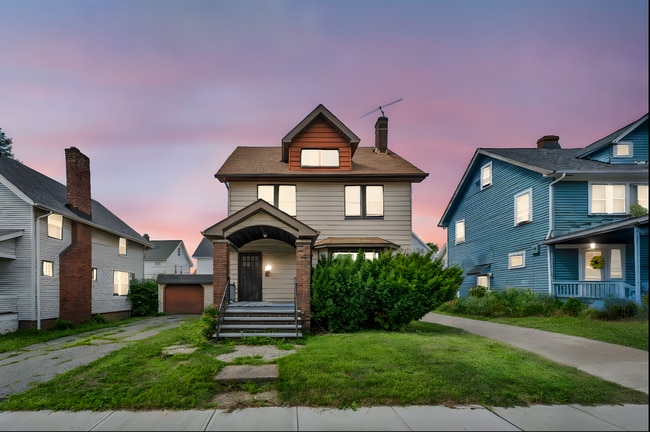 property at 12721 Barrington Ave