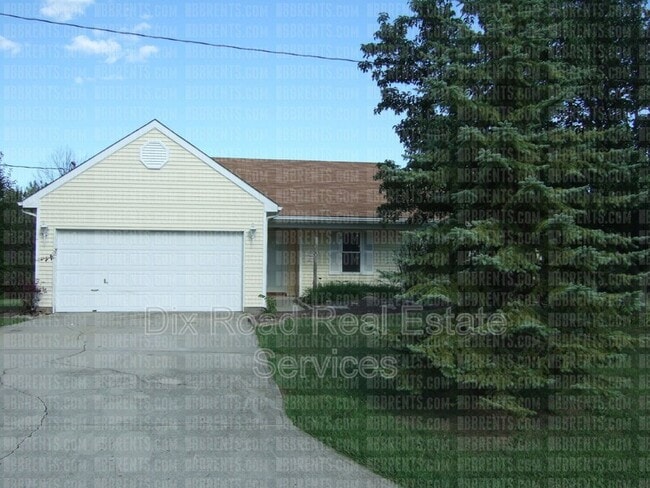 property at 988 Tam-O-Shanter Wy