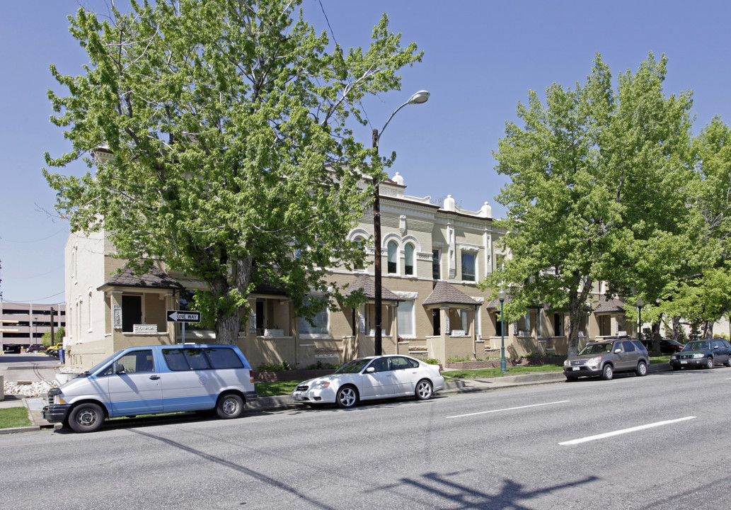 Lafayette Place Condos in Denver, CO - Building Photo