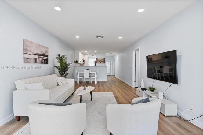 1101 Cactus Terrace in Delray Beach, FL - Building Photo