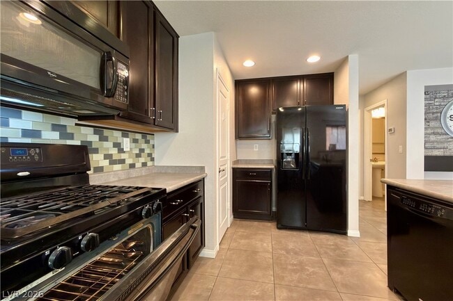 9937 Baron Coast St in Las Vegas, NV - Building Photo - Building Photo