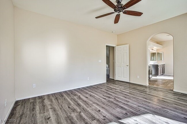 property at 6709 Kostner St