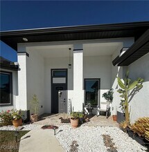 3800 10th St W in Lehigh Acres, FL - Building Photo - Building Photo