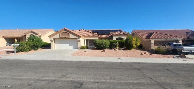 9308 Cactus Wood Dr in Las Vegas, NV - Building Photo - Building Photo