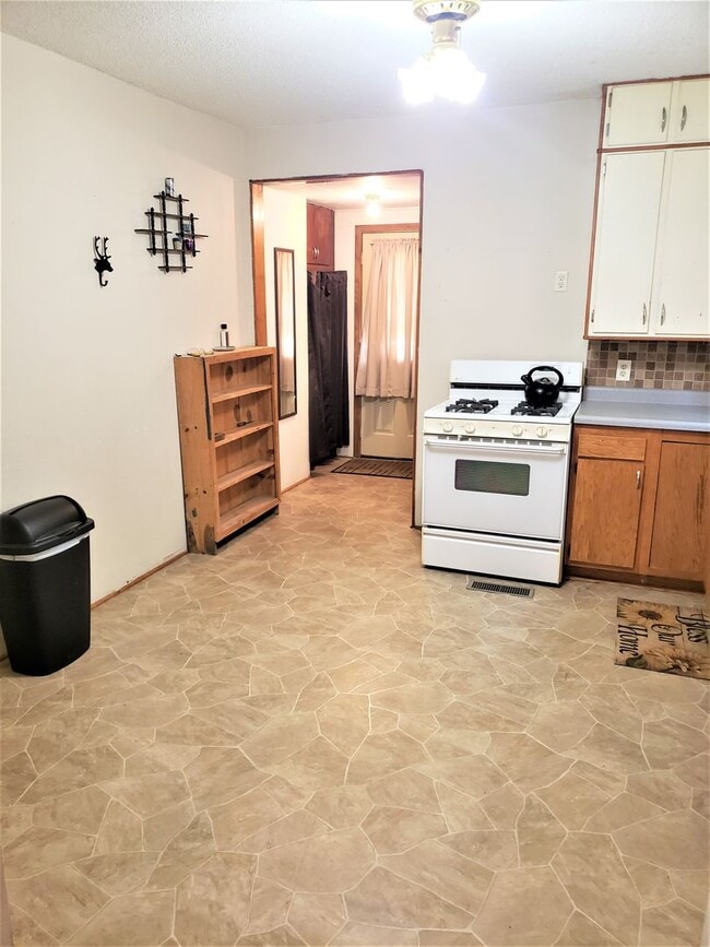 property at 608 Franklin St