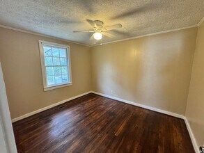 138 Youngs Mill Rd in Lagrange, GA - Building Photo - Building Photo