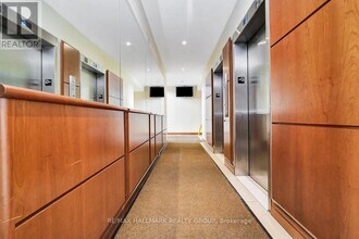515 St. Laurent Blvd in Ottawa, ON - Building Photo - Building Photo